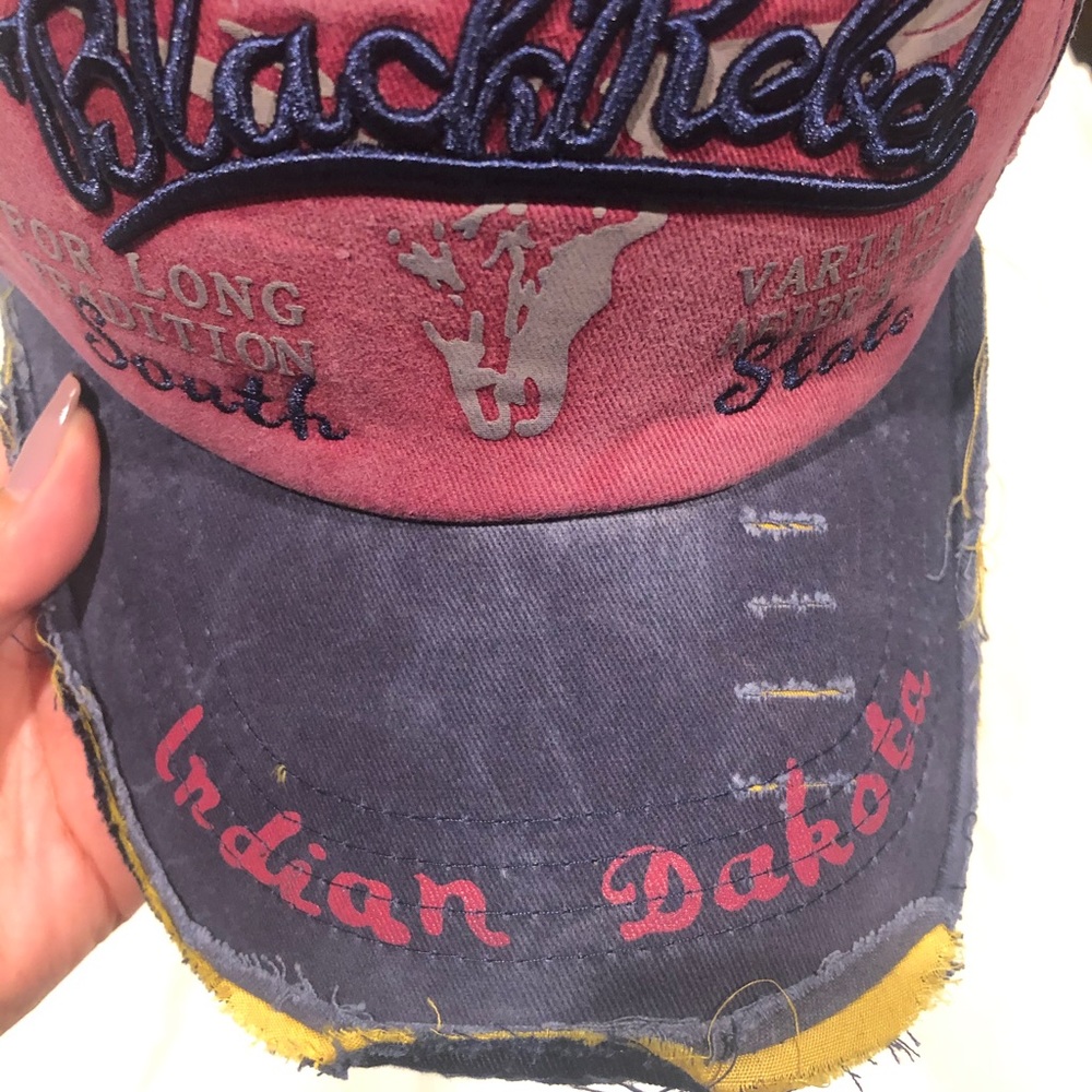 Baseball cap - Picture 2 of 6